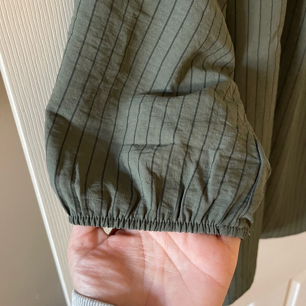 New York clothing company shirt • NWT • womans M - Picture 3 of 5